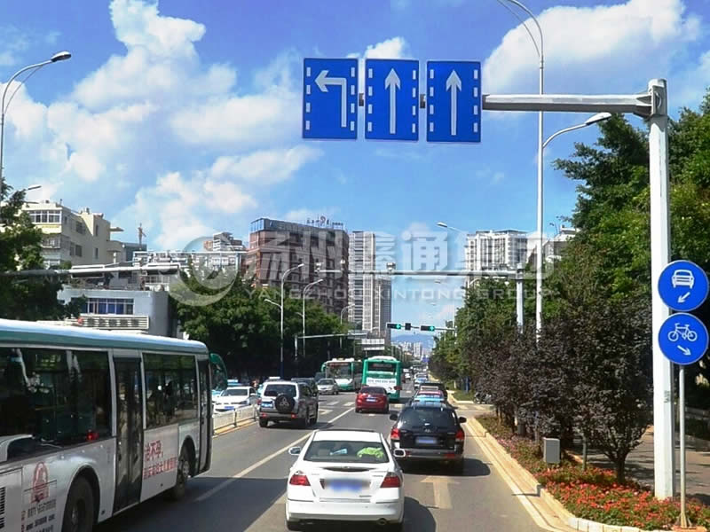 BZG-007，交通標(biāo)志桿，分道標(biāo)志桿