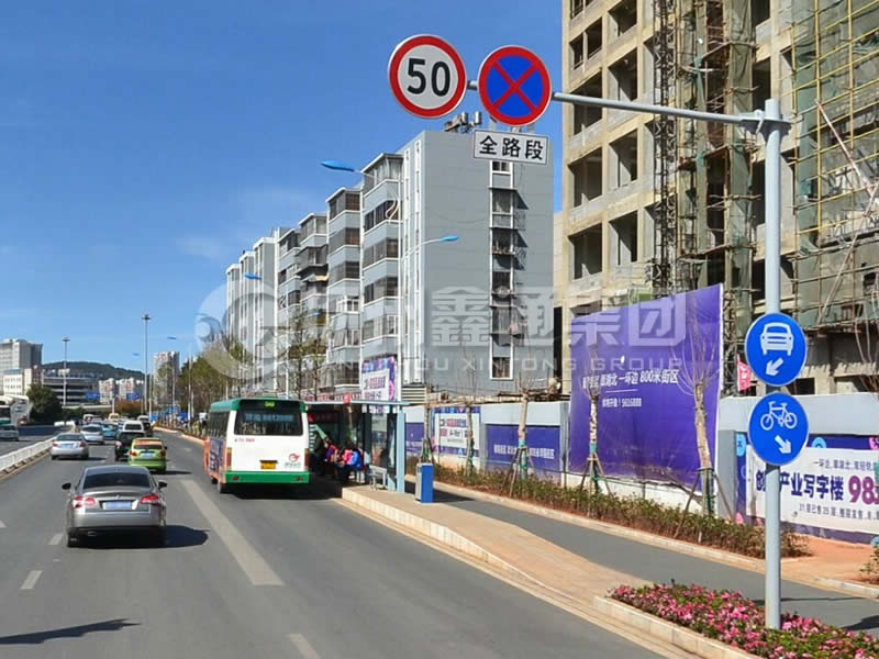 BZG-014，交通標(biāo)志桿，單橫臂標(biāo)識桿