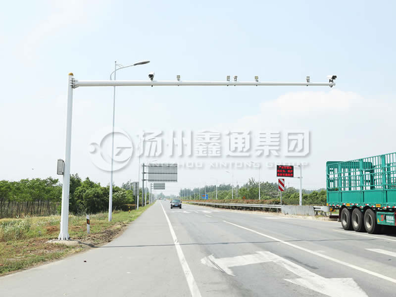 DJG-002，電子警察桿，闖紅燈抓拍桿