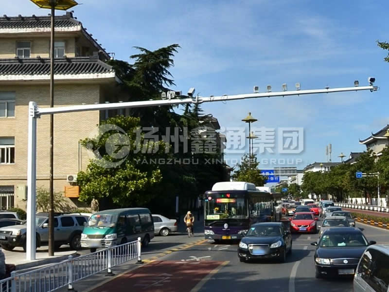 DJG-007，電子警察桿，闖紅燈抓拍桿