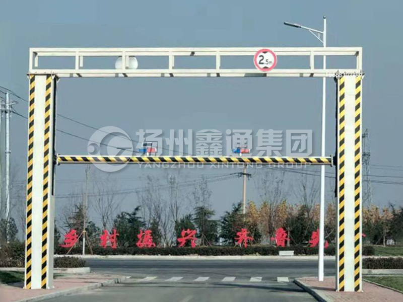 LMJ-028，升降式限高龍門架