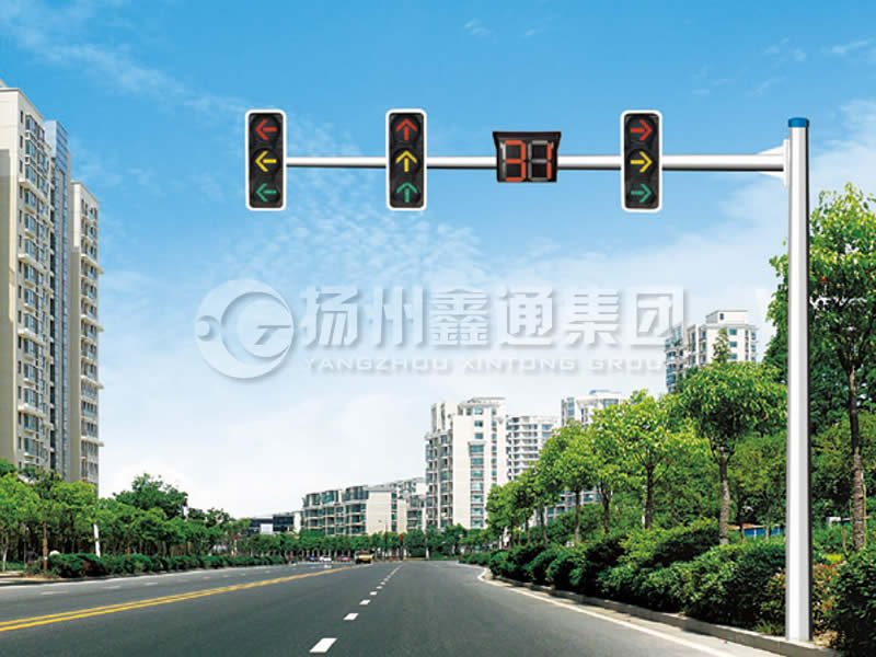 XHDG-007，八棱懸臂信號(hào)燈桿