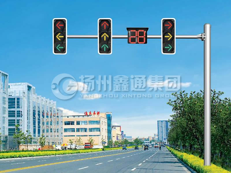 XHDG-012，L型等徑單臂信號(hào)燈桿