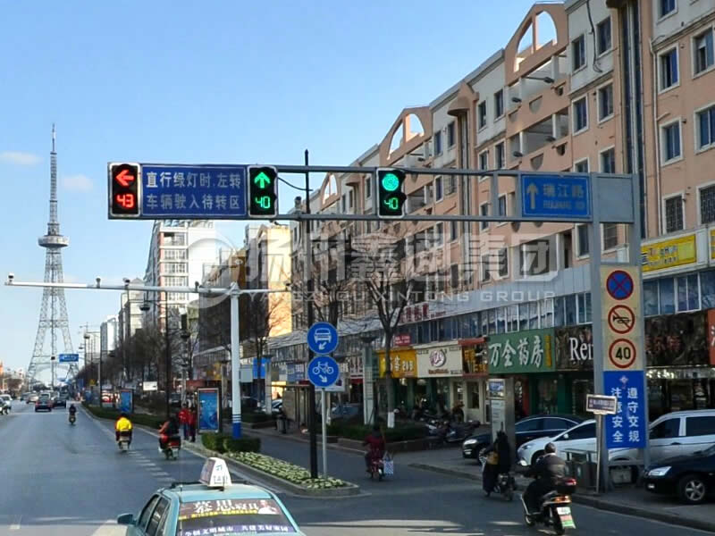 XHDG-022，框架信號(hào)燈桿