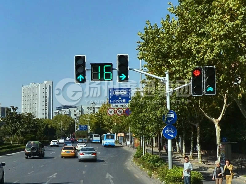 XHDG-039，燕翅信號(hào)燈桿，南京信號(hào)燈桿