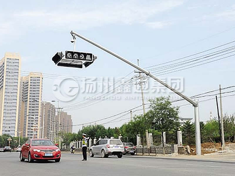 XHDG-053，燈籠式信號(hào)燈桿